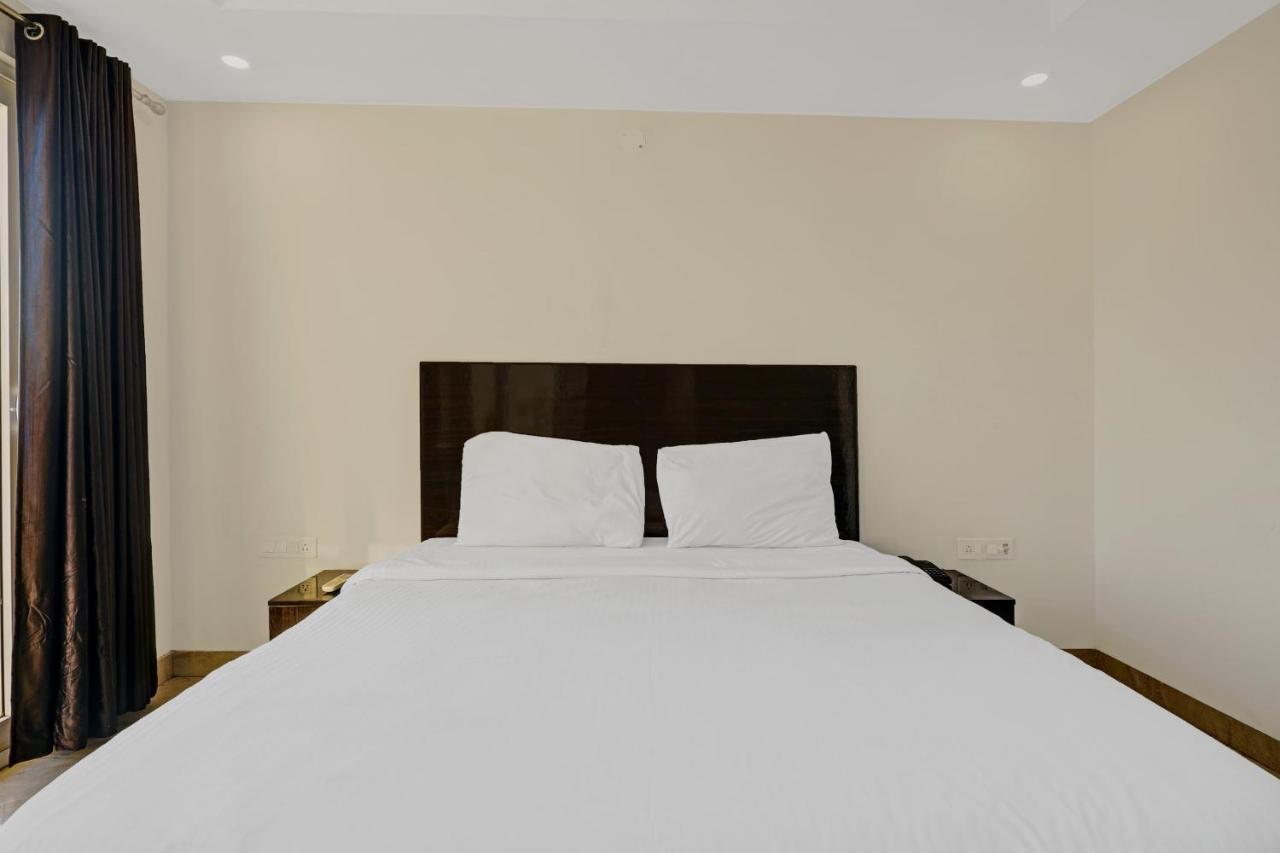 Super Townhouse Tipsyy Near Bestech Central Square Mall Gurgaon Ngoại thất bức ảnh