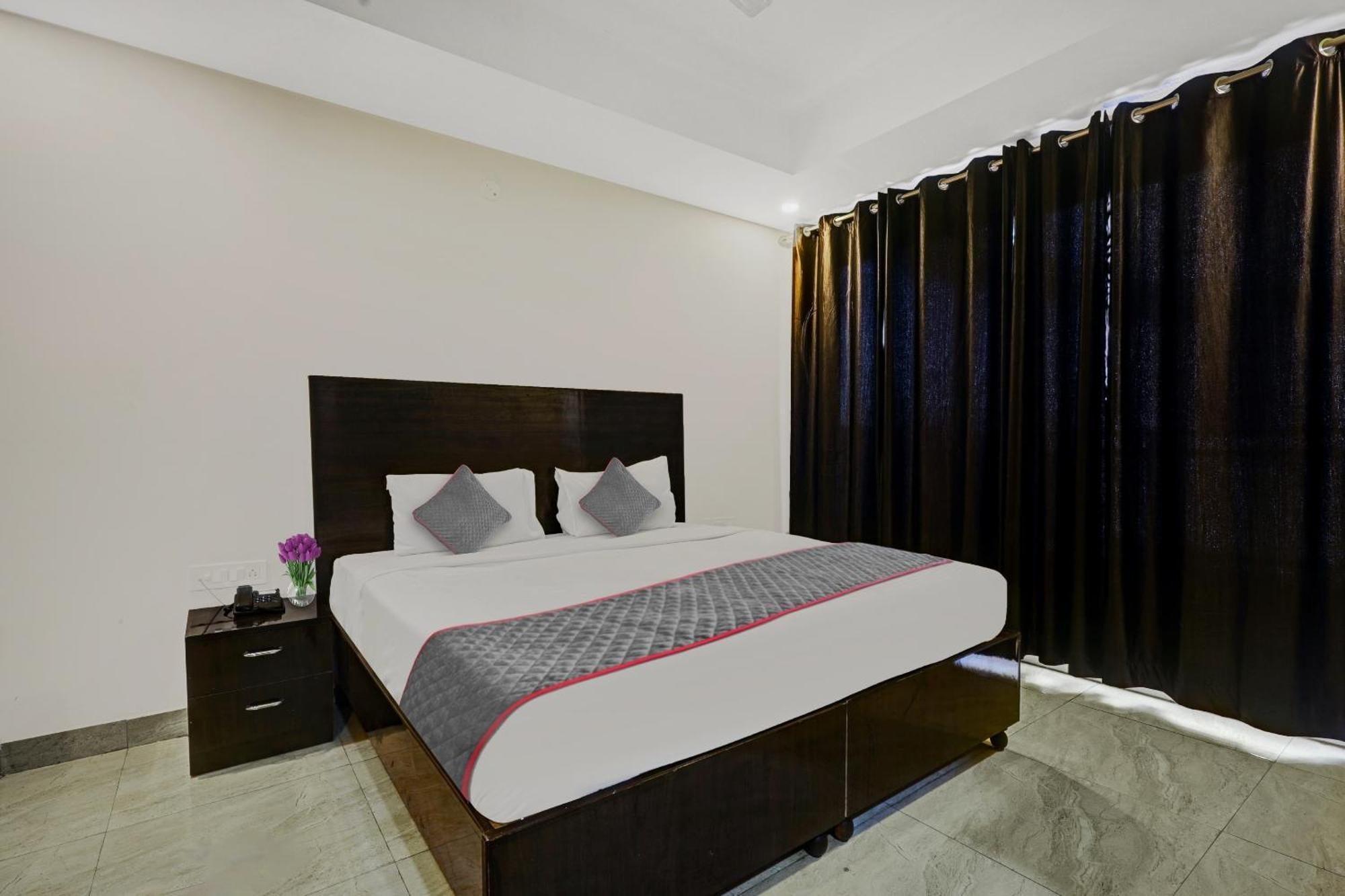 Super Townhouse Tipsyy Near Bestech Central Square Mall Gurgaon Ngoại thất bức ảnh