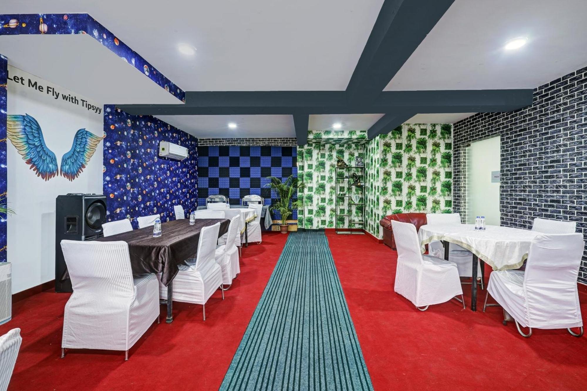 Super Townhouse Tipsyy Near Bestech Central Square Mall Gurgaon Ngoại thất bức ảnh