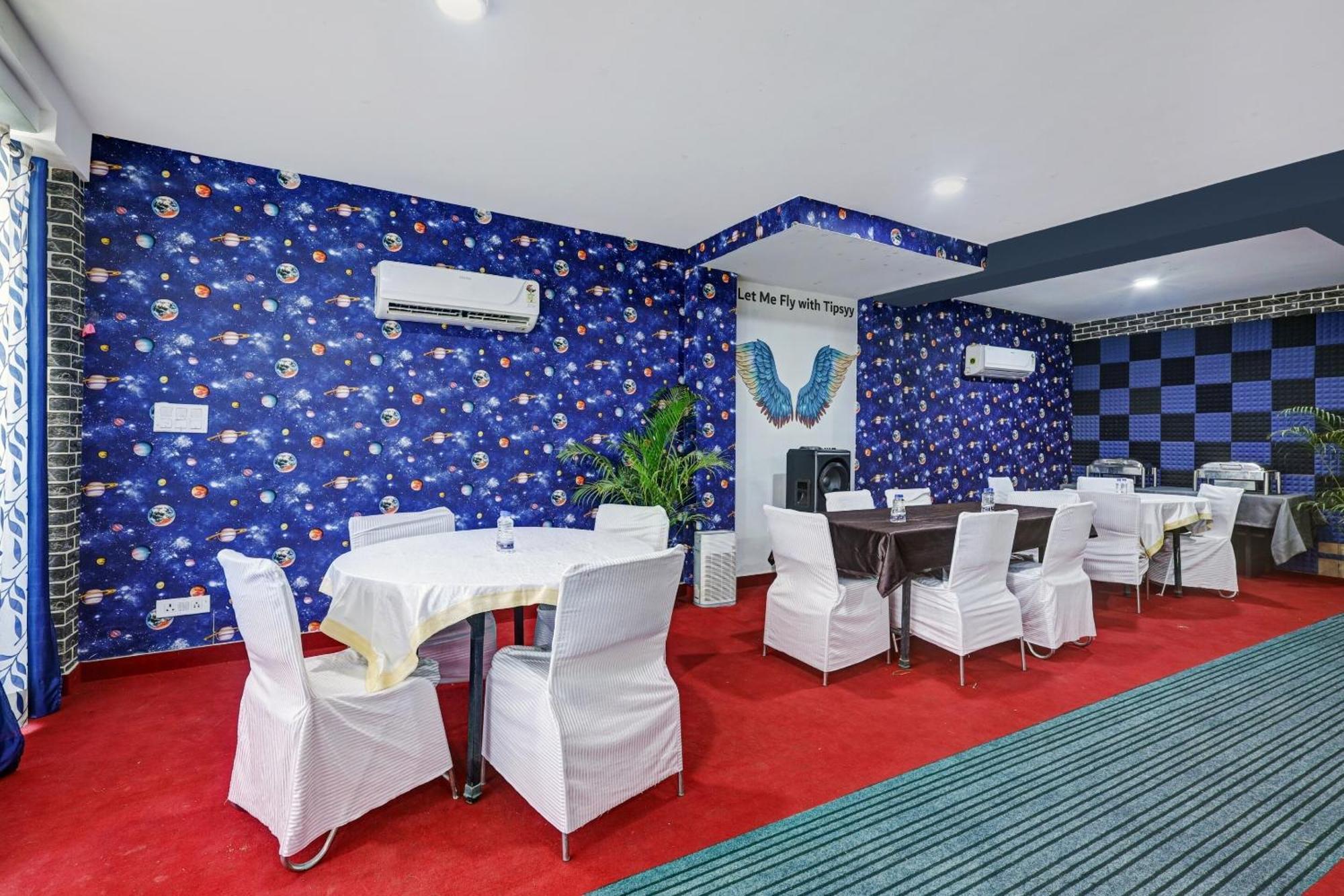 Super Townhouse Tipsyy Near Bestech Central Square Mall Gurgaon Ngoại thất bức ảnh